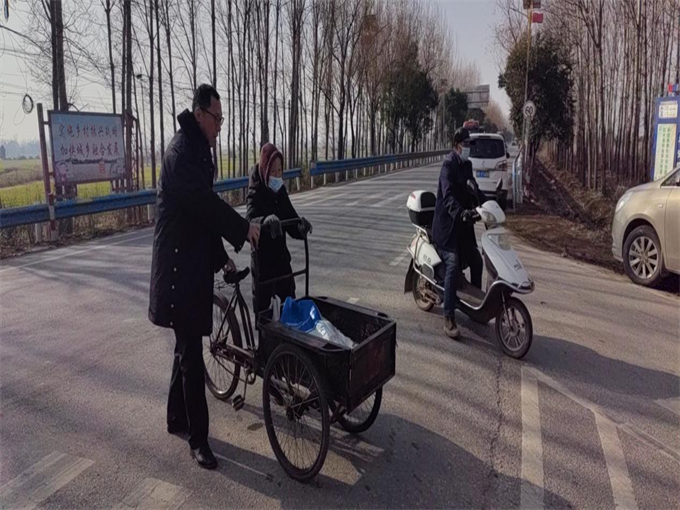 ������ƺӿh��������ͨ־Ը��(d��o)����(w��)�������ȡ������o(h��)Ⱥ�����Ȱ�ȫ�����